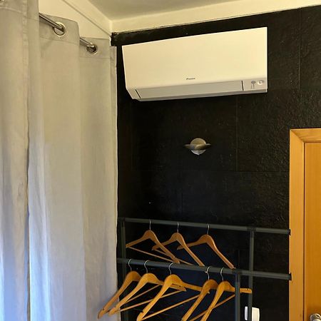 Sun Place Guest House Lagos Esterno foto