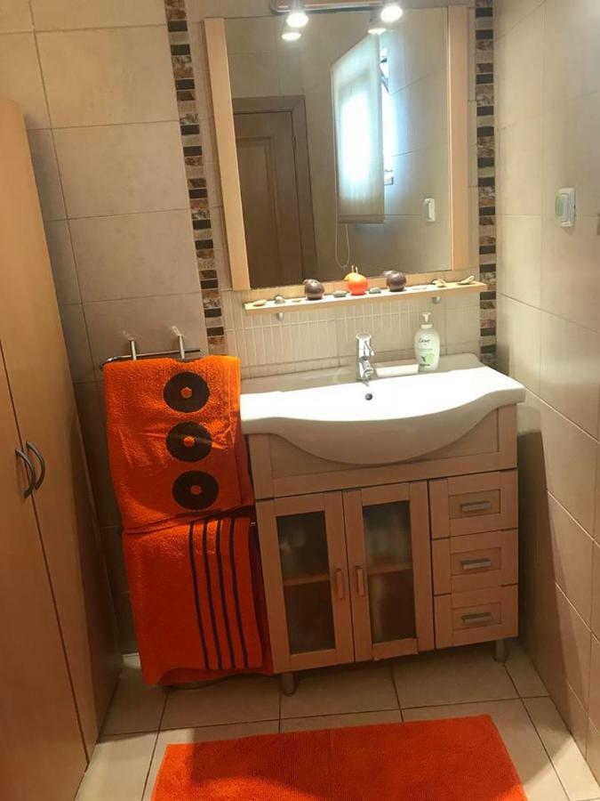 Sun Place Guest House Lagos Esterno foto